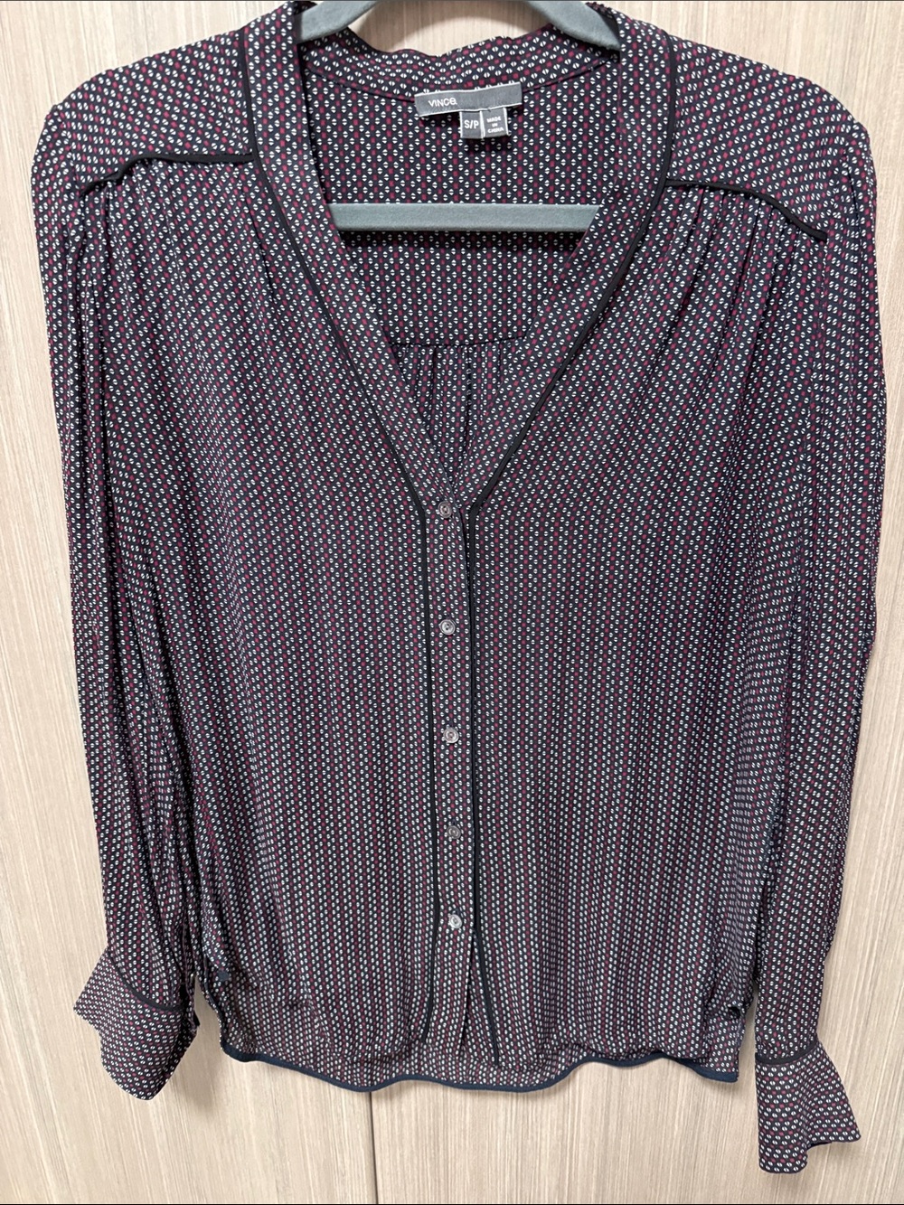 Vince Geometric Print SILK Blouse Size Small